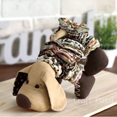 Hound dog from yoyos with floppy ears sewing pattern